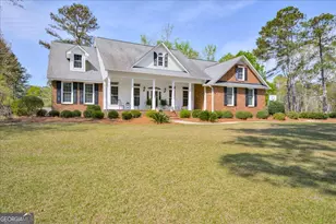 1490 Country Club Cir, Wrens, GA 30833 - Photo 2