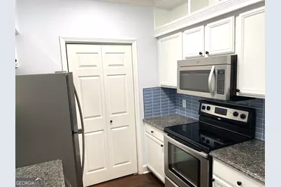 3777 Peachtree Road NE #1517, Atlanta, GA 30319 - Photo 12