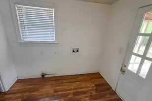 401 Forsyth St, Barnesville, GA 30204 - Photo 18