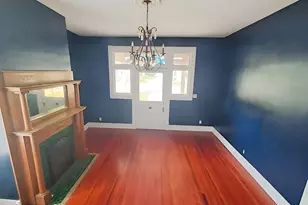 401 Forsyth St, Barnesville, GA 30204 - Photo 6