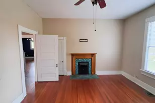 401 Forsyth St, Barnesville, GA 30204 - Photo 14