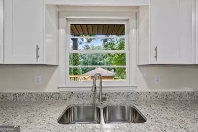 1124 Ponderosa Park Drive, Forest Park, GA 30297 - Photo 18
