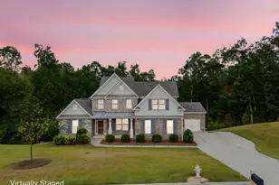 5473 Oconee Dr, Douglasville, GA 30135 - Photo 2