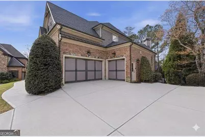 2895 Lassiter Manor Drive, Marietta, GA 30062 - Photo 4