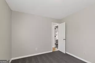2404 Raven Cir, Lithonia, GA 30058 - Photo 34
