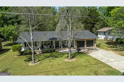 4393 Housworth Drive, Lithonia, GA 30038 - Photo 4