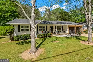 4393 Housworth Dr, Lithonia, GA 30038 - Photo 2