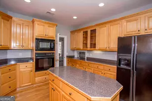 31 Rocky Cir NE, White, GA 30184 - Photo 14