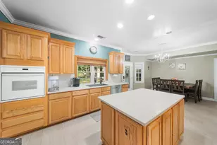 8609 Gohler Ave, Savannah, GA 31406 - Photo 10