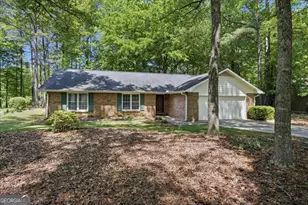 124 Crofts Corner, Peachtree City, GA 30269 - Photo 2