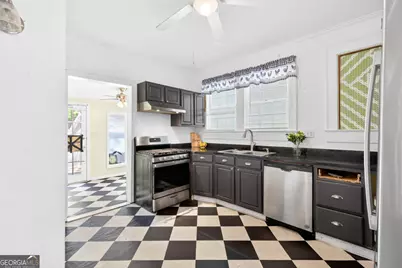 111 Edwards Street, Elberton, GA 30635 - Photo 6