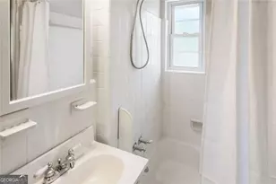 3660 Peachtree Rd NE, Atlanta, GA 30319 - Photo 22