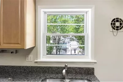 3660 Peachtree Road NE #C2, Atlanta, GA 30319 - Photo 10