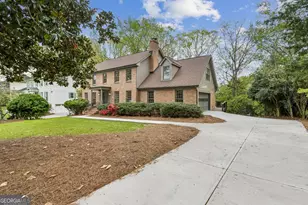 5124 Vermack Rd, Dunwoody, GA 30338 - Photo 4