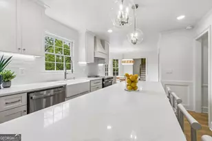 5124 Vermack Rd, Dunwoody, GA 30338 - Photo 18