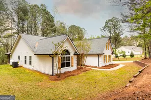 1020 Brenda Ln, Madison, GA 30650 - Photo 2