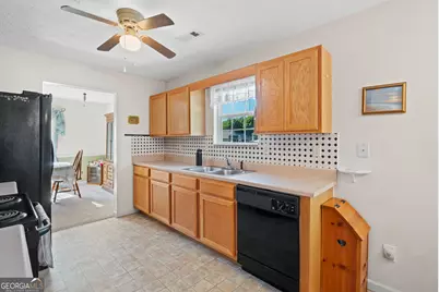 398 Clydes Way, Jackson, GA 30233 - Photo 10