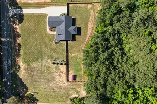 141 Wilmot Rd, Barnesville, GA 30204 - Photo 2