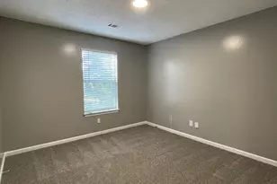 7177 Hazelwood Dr, Jonesboro, GA 30236 - Photo 8