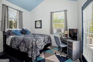 70 E Washington St, Newnan, GA 30263 - Photo 18