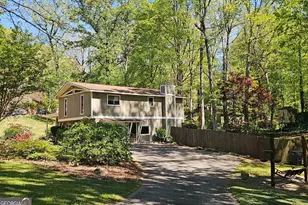 1446 Sartor Cir NW, Lawrenceville, GA 30043 - Photo 4
