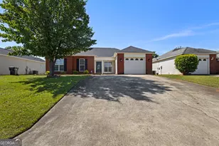 333 Tyson Glen Dr, Warner Robins, GA 31088 - Photo 2