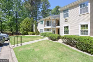 823 Ridgefield Dr, Peachtree City, GA 30269 - Photo 4