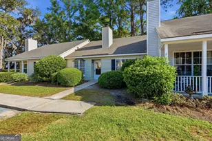 22 Longview Bluff Dr E, Savannah, GA 31419 - Photo 2