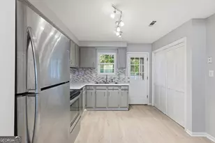22 Longview Bluff Dr E, Savannah, GA 31419 - Photo 14