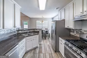 253 Augusta Woods Dr, Villa Rica, GA 30180 - Photo 8