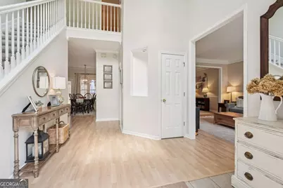605 Silverberry Lane, Sugar Hill, GA 30518 - Photo 18