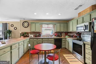 2014B Bradbury Rd, Grantville, GA 30220 - Photo 8