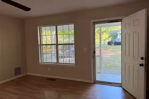 114 Pinedale St, Thomaston, GA 30286 - Photo 2