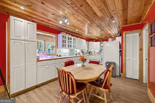 530 N Quail Trl, Clarkesville, GA 30523 - Photo 6