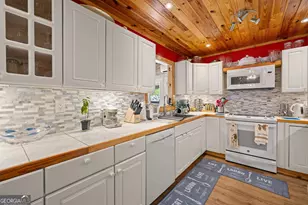 530 N Quail Trl, Clarkesville, GA 30523 - Photo 8