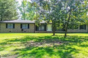 148 Bunker Dr, Athens, GA 30607 - Photo 2