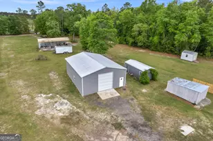897 Empire Rd, Jesup, GA 31545 - Photo 4