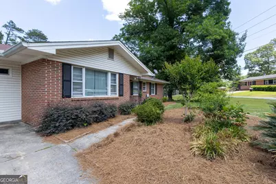 408 Skyway Drive, Warner Robins, GA 31088 - Photo 4