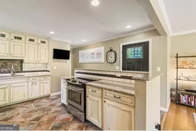 3848 Carlton Drive, Atlanta, GA 30341 - Photo 4
