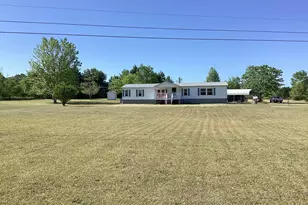 935 Cannafax Rd, Barnesville, GA 30204 - Photo 2