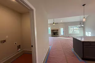 53 Hunts Rdg Dr, Cleveland, GA 30528 - Photo 2