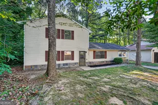4748 Edwina Ln SW, Atlanta, GA 30331 - Photo 4