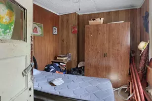 223 W 38th St, Savannah, GA 31401 - Photo 38