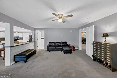 6071 N Main Street SE, Acworth, GA 30101 - Photo 8