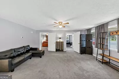 6071 N Main Street SE, Acworth, GA 30101 - Photo 6
