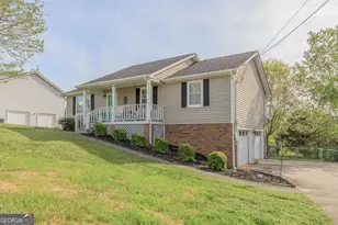 489 Misty Ridge Ln, Ringgold, GA 30736 - Photo 4