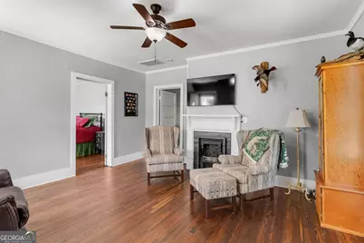 565 Williford Street, Commerce, GA 30529 - Photo 8