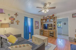 717 W 12th St, Chickamauga, GA 30707 - Photo 8