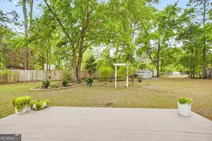 762 Robin Hood Dr, Hinesville, GA 31313 - Photo 26