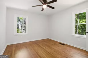 2274 Carey Dr SE, Atlanta, GA 30315 - Photo 12